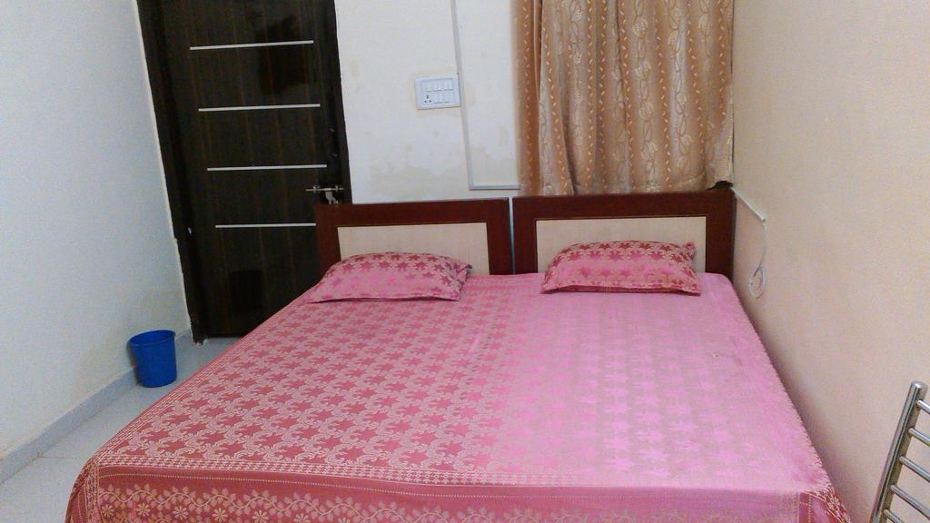 Hotel Kanishka Kanpur Room photo